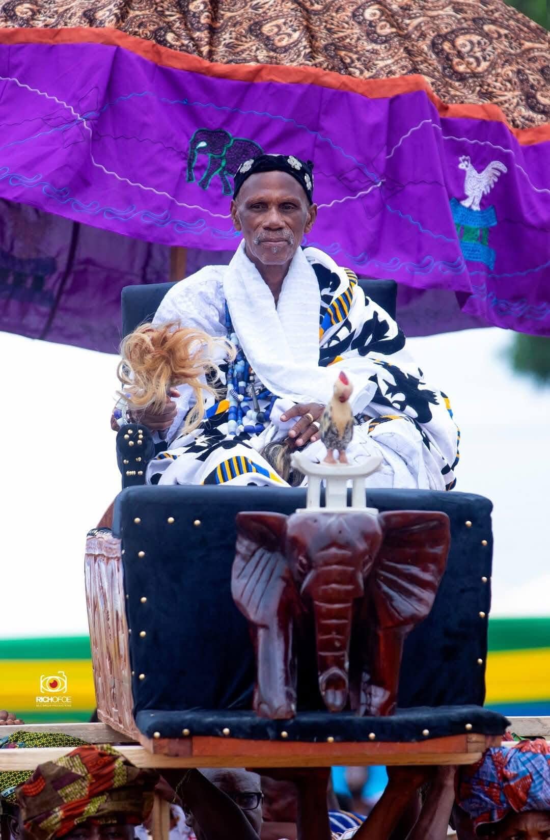 Nene Abram Kabu Akuaku III, Paramount Chief of Ada, seated in state